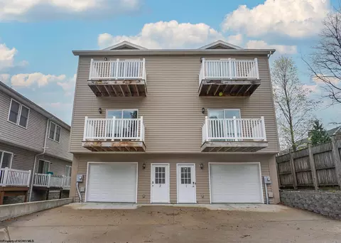 3 Tall Grass Ln, Morgantown, WV 26505