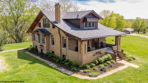 1042 Fort Martin Rd, Maidsville, WV 26541