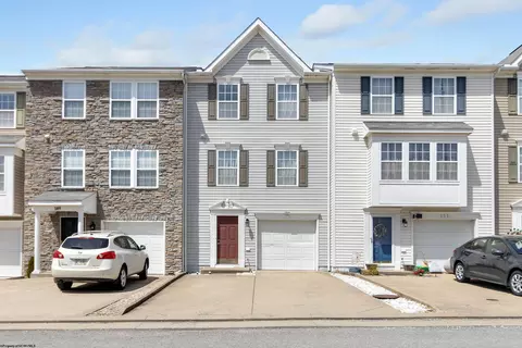 151 Birds Eye View Dr, Morgantown, WV 26501