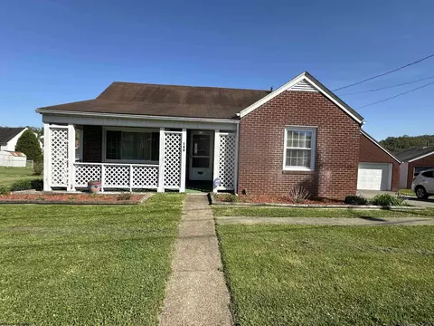 172 Seneca Dr, Clarksburg, WV 26301