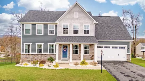 110 Summit Woods Dr, Morgantown, WV 26508