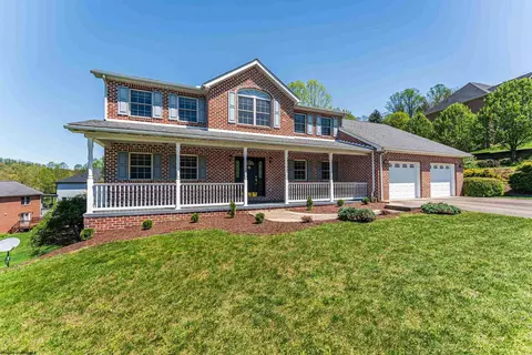 206 Rivercrest Dr, Morgantown, WV 26508