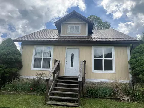8488 Clarksburg Rd, Volga, WV 26238