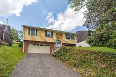 277 Randolph Rd, Morgantown, WV 26505