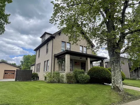 155 East St, Masontown, WV 26542