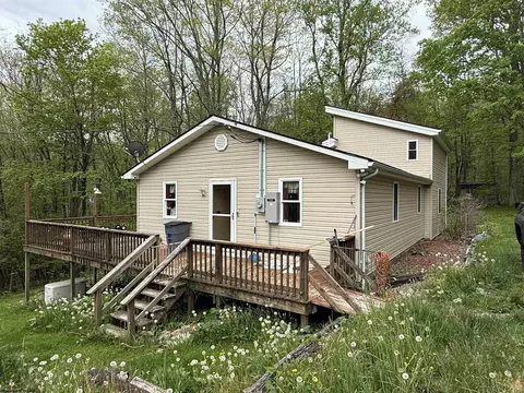 4253 Point Mountain Rd, Monterville, WV 26282