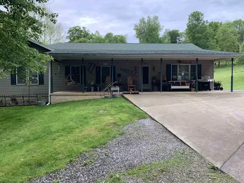 382 Knoll View Rd, Mount Clare, WV 26408