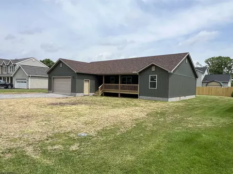 107 Valley Ct, Elkins, WV 26241