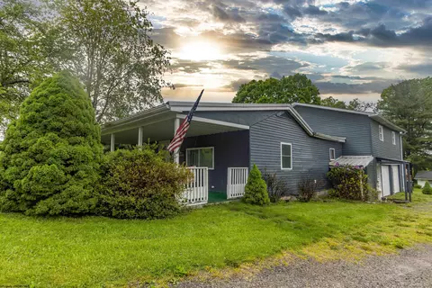 107 Orchard St, Masontown, WV 26542