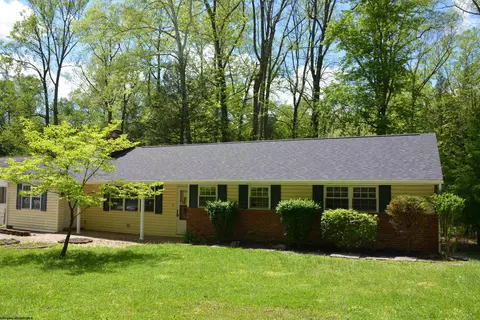 1251 Briercliff Rd, Bridgeport, WV 26330