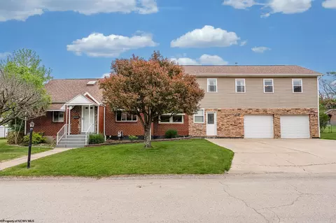 86 Virginia Ave, Uniontown, PA 15401
