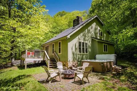 434 Cabin Mountain Rd, Davis, WV 26260