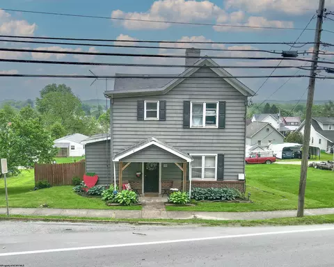 160 Barbour St, Buckhannon, WV 26201