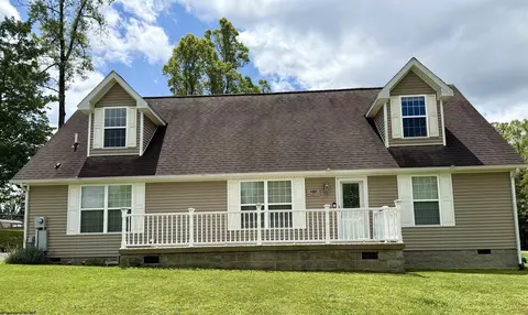 108 Valley View Ln, Fairmont, WV 26554