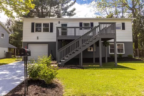 520 Meridan St, Morgantown, WV 26505