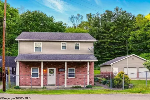 737 Summit Park Ave, Clarksburg, WV 26301