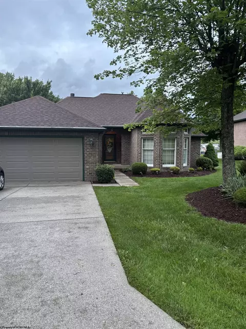 2056 Georgian Mnr, Morgantown, WV 26508