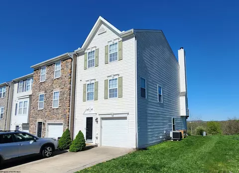 141 Birds Eye View Dr, Morgantown, WV 26501