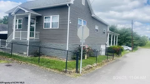344 Tygart St, Fairmont, WV 26554