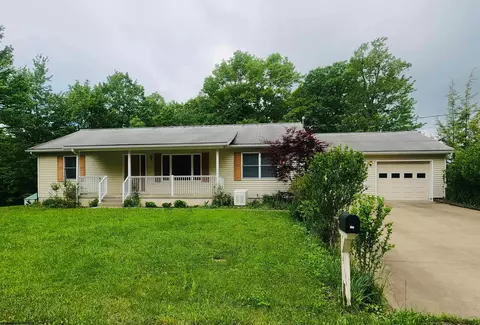 183 Camp Mountaineer Rd, Morgantown, WV 26508