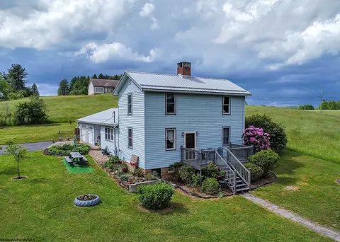 2893 Zinn Chapel Rd, Reedsville, WV 26547