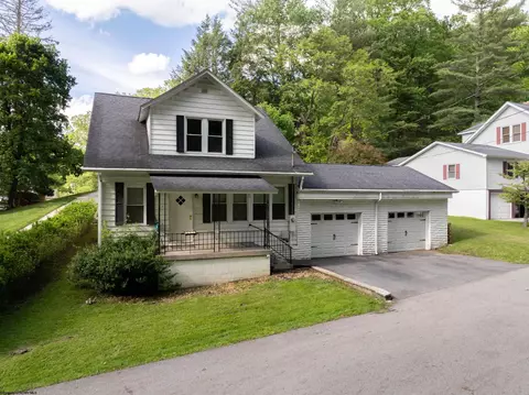 301 Marro Dr, Elkins, WV 26241
