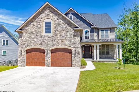 124 Southwind Cir, Morgantown, WV 26508