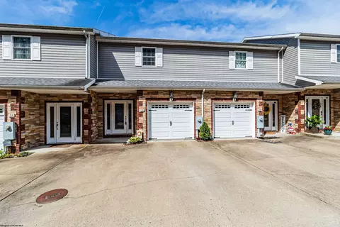 36 Turnstone Dr, Morgantown, WV 26505