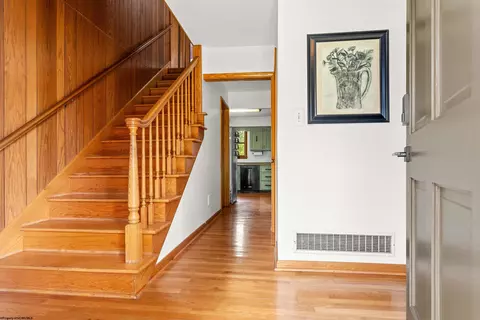 Entry Way - 433 Devon Rd, Morgantown, WV 26505 photo 1 of 3