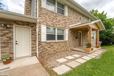 Exterior - 433 Devon Rd, Morgantown, WV 26505 photo 2 of 10
