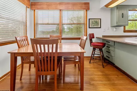 Dining - 433 Devon Rd, Morgantown, WV 26505 photo 3 of 3