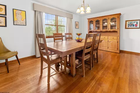 Dining - 433 Devon Rd, Morgantown, WV 26505 photo 1 of 3