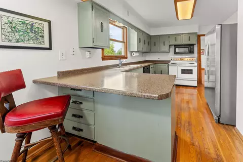 Kitchen - 433 Devon Rd, Morgantown, WV 26505 photo 3 of 3
