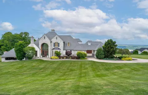 30 Miramichi Trl, Morgantown, WV 26508