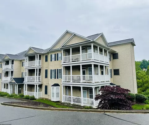 2211 Suncrest Vlg, Morgantown, WV 26505