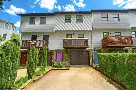 103 Cedarstone Rd, Morgantown, WV 26505