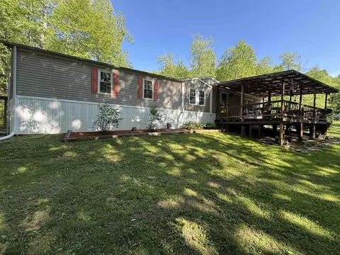 719 Union Camp Rd, Shinnston, WV 26431
