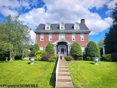 618 Prospect Ave, Fairmont, WV 26554