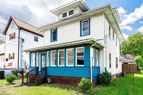 209 Western Ave, Westover, WV 26501