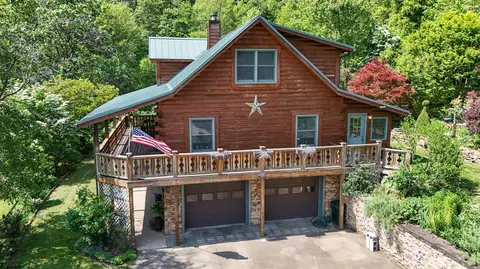 15 Jordan Ln, Morgantown, WV 26501