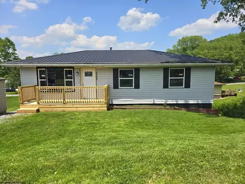 5059 Walnut St, Clarksburg, WV 26301