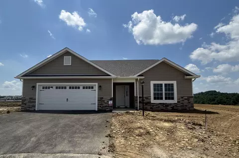 27 Hawk Station Pl, Fairmont, WV 26554