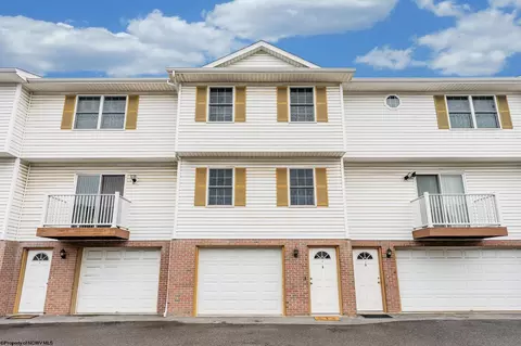 1339 Riddle Ave, Morgantown, WV 26505