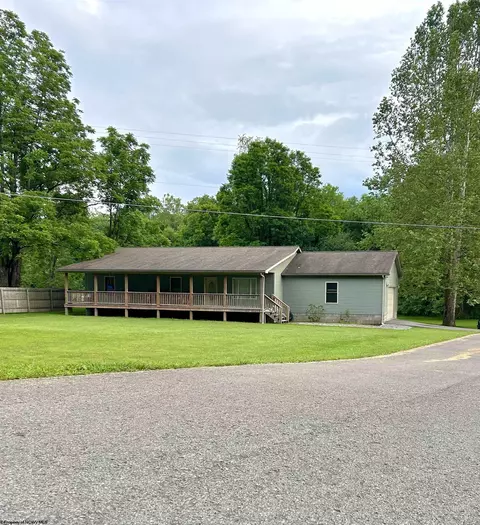308 Files Creek Rd, Beverly, WV 26253