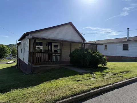 1705 Pride Ave, Clarksburg, WV 26301
