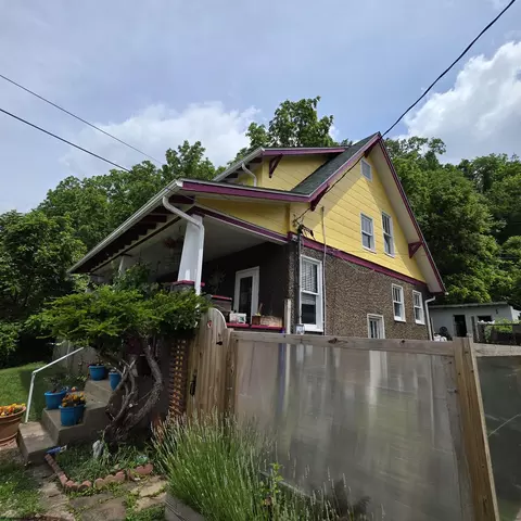 147 E 6th St, Weston, WV 26452 photo 30