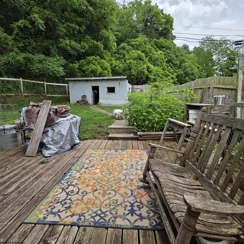 147 E 6th St, Weston, WV 26452 photo 32