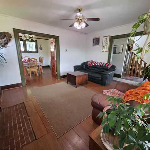 147 E 6th St, Weston, WV 26452 photo 12