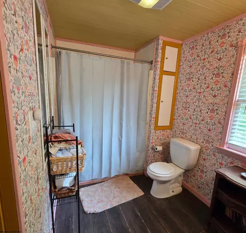 147 E 6th St, Weston, WV 26452 photo 20