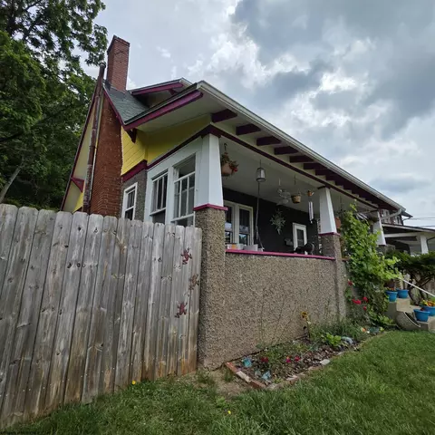 147 E 6th St, Weston, WV 26452 photo 31